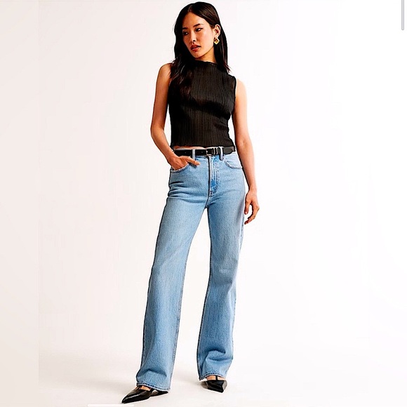 Abercrombie & Fitch 90s Straight Ultra High Rise Jeans Size 29 / 8 Curve Love - Picture 1 of 10